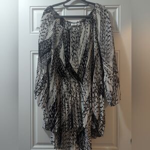 Cato Women's Plus Black and White, 3/4 Sleeve, High-Low Tunic Top, Size 22/24W